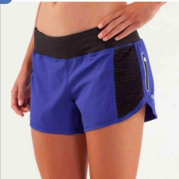 LOT (3) LULULMON SHORTS SIZE 4,6